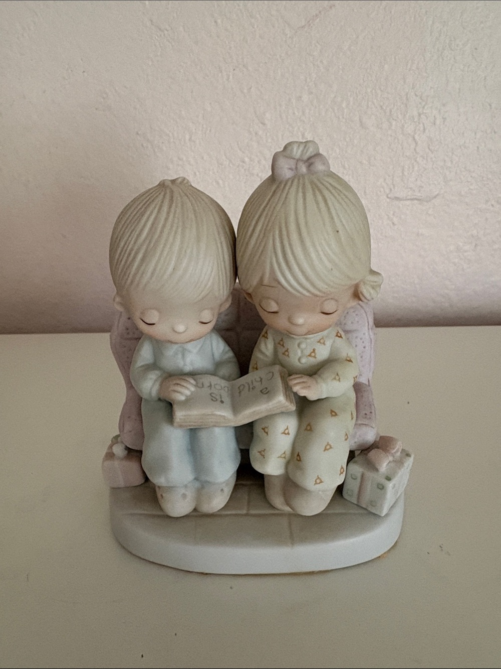 Precious Moments Pastel Reading Children Figurine - Cream & Light Blue & Pink